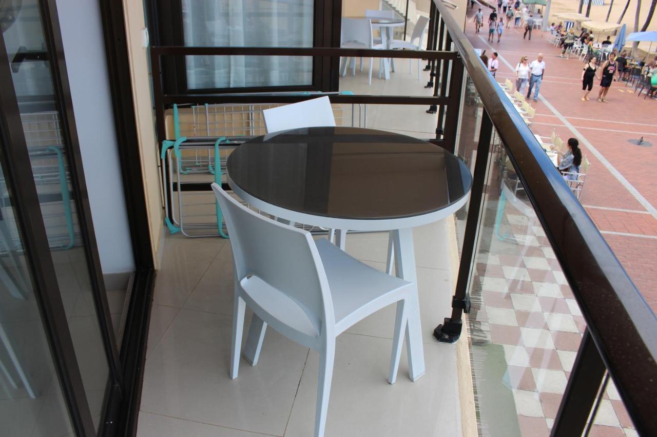 Lord Nelson Las Canteras 1 Las Palmas Exterior photo